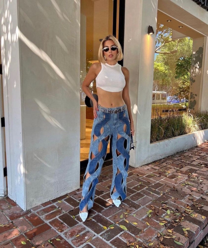 Statement Cut-Out Wide Leg Jeans – Distressed Blue Denim